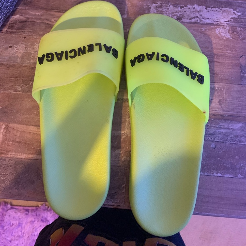 Balenciaga slides Authentic